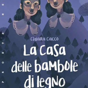 La casa delle bambole di legno